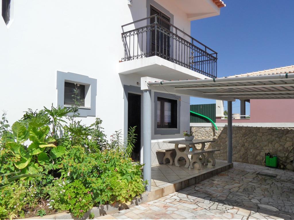 Villa Vivenda Silvestre Family House *